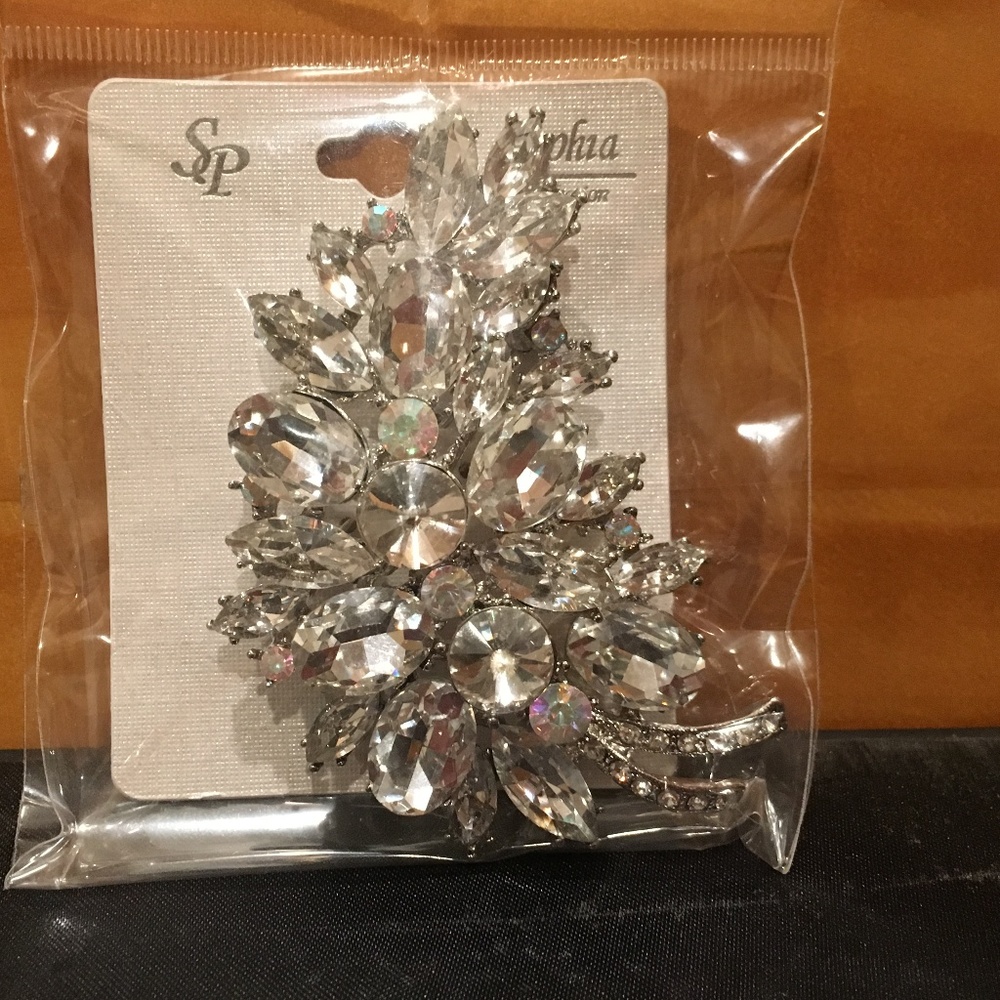 Sophia Collection Brooch